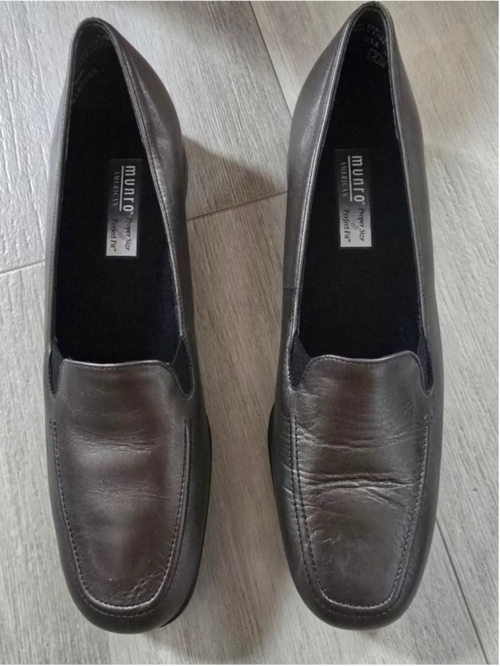 Women's Munro American Bronze Leather Loafers 8.5N